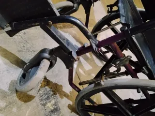 Silla de ruedas plegable