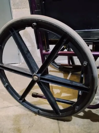 Silla de ruedas plegable