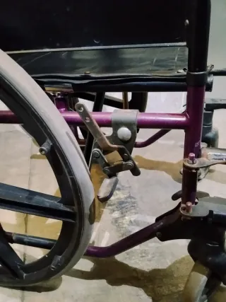 Silla de ruedas plegable