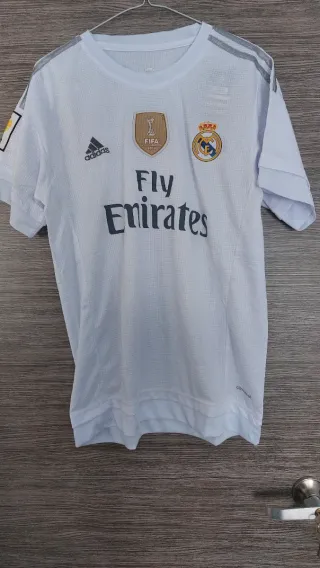 Camiseta Real Madrid un regalo que nunca se uso