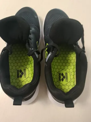 Scarpe da ginnastica Arena nere e verdi