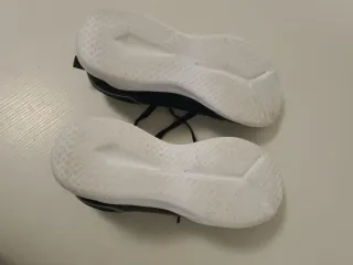 Scarpe da ginnastica Arena nere e verdi