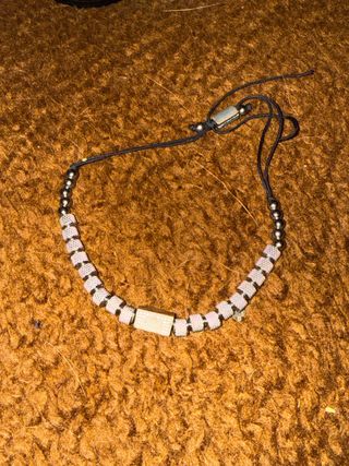 Pulsera chico negra y plateada