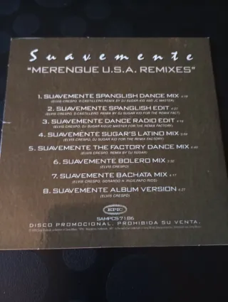 Lote CD Singles + 1 CD LP recop. en formato cartón