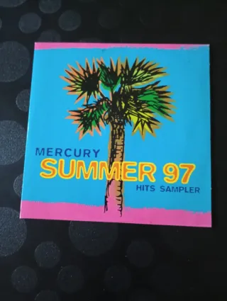 Lote CD Singles + 1 CD LP recop. en formato cartón