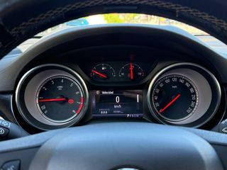 Opel Astra 2017 ADAPTADO