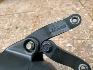 Escape Leovince Minarelli Horizontal Negro