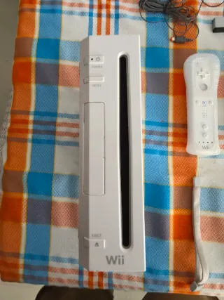 Nintendo Wii con 2 mandos, 6 juegos y volante