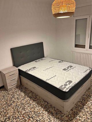 Liquidación:canapés y colchones armarios y sofas?