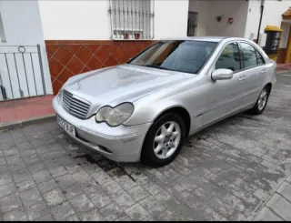 Mercedes-Benz Clase C 2001