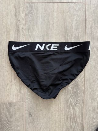 Nike Slip Talla S Negro
