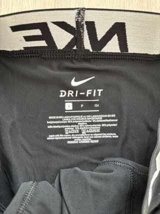 Nike Slip Talla S Negro