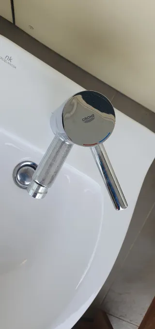 Bidé Porcelanosa + Grifo Grohe