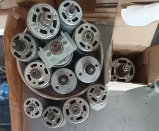 Stock motori DC da revisionare