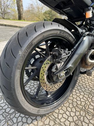 Yamaha MT-09 Tracer azul