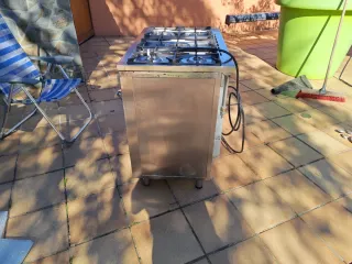 Cocina de gas con horno eléctrico