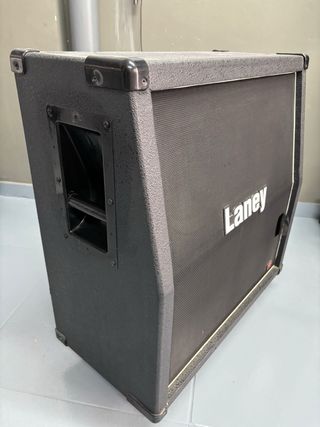 Pantalla 4x12  Laney para guitarra - buen estado