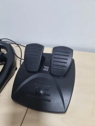 Volante y Pedales PS3/PS4/PC