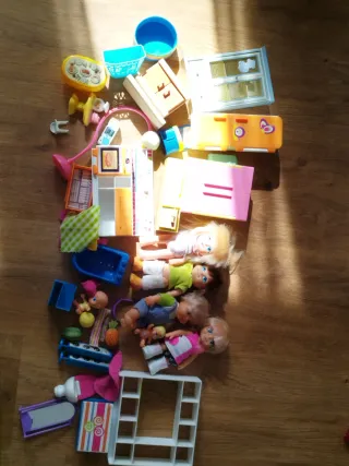 Barriguitas y accesorios casa de muñecas