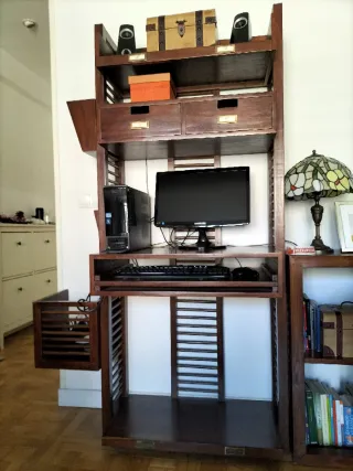 Mueble ordenador madera