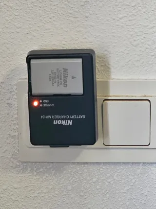 Nikon D3300 + 18-105mm VR | Poco Uso