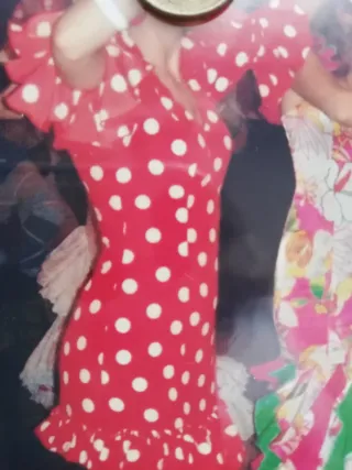 Traje de flamenca rojo lunares