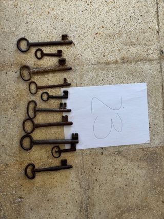 Lote de 10 llaves antiguas