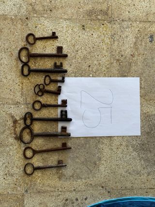 Lote de 10 llaves antiguas