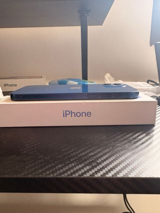 iPhone 12 Azul 64 GB 84% bateria