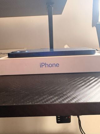 iPhone 12 Azul 64 GB 84% bateria