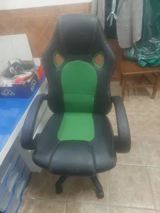 Silla Gaming Negra y Verde