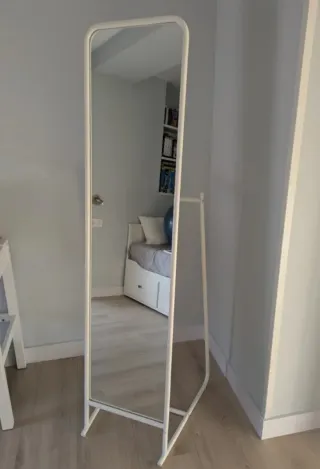 Espejo Knapper blanco de Ikea