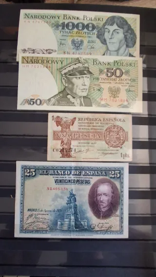 Coleccion Billetes Vitolas y Sellos antiguos. URGE