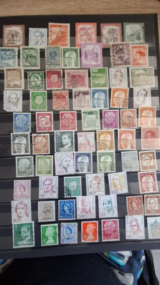 Coleccion Billetes Vitolas y Sellos antiguos. URGE