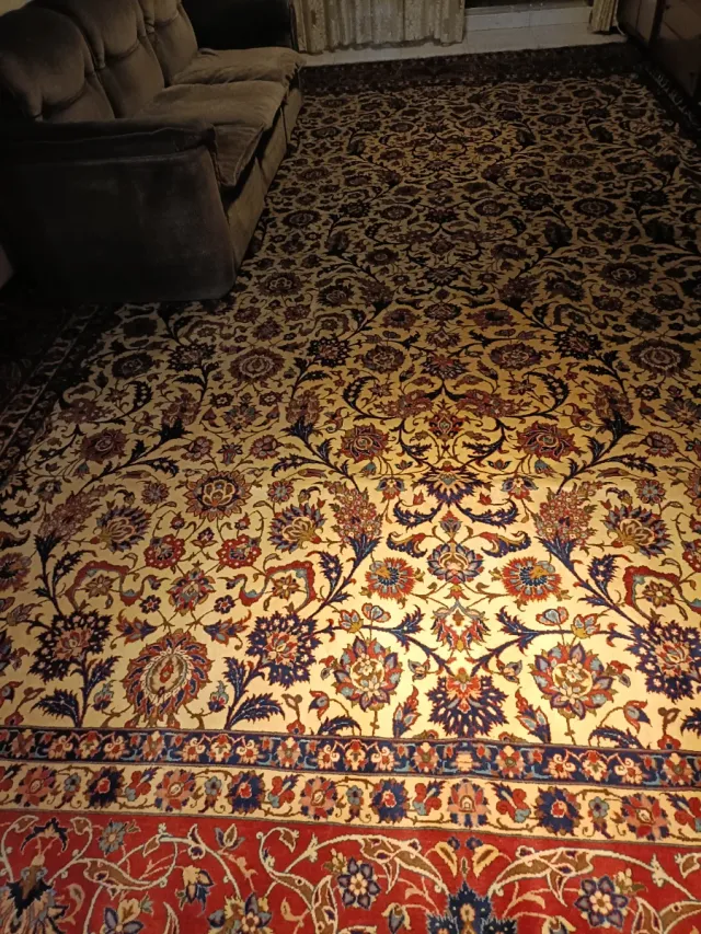 Alfombra Persa. Anudada a Mano