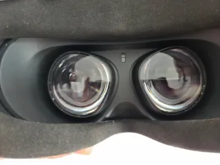 Oculus Quest 2 VR con mandos