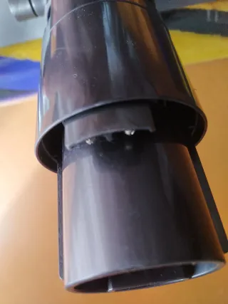 Spazzolino Dyson V12 Fluffy con luce laser, poco usato