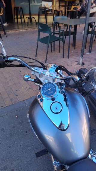 Suzuki intruder 250cc