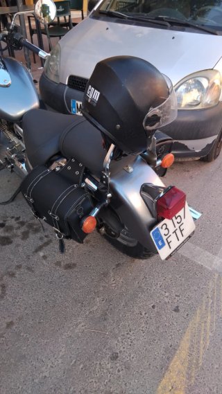 Suzuki intruder 250cc