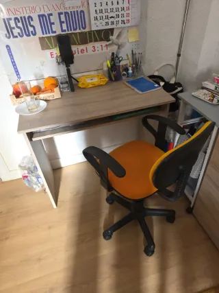 Escritorio y Silla Naranja/Amarillo