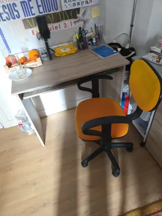 Escritorio y Silla Naranja/Amarillo