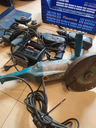 Lote radial y taladros