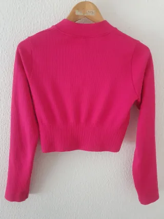 Sudadera crop rosa con cremallera