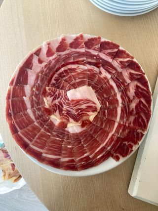 Cortador profesional de jamon a cuchillo