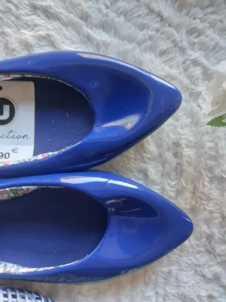 Lote 2 pares sapatos verão azul e prata