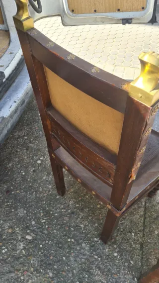 3 Sillas Antiguas de Madera y Cuero