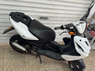 Yamaha Aerox 49cc 2t Scooter Automático