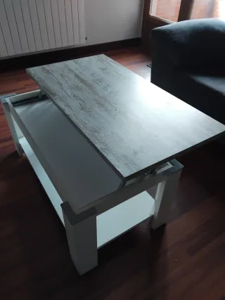 Tavolo da salotto in legno e bianco