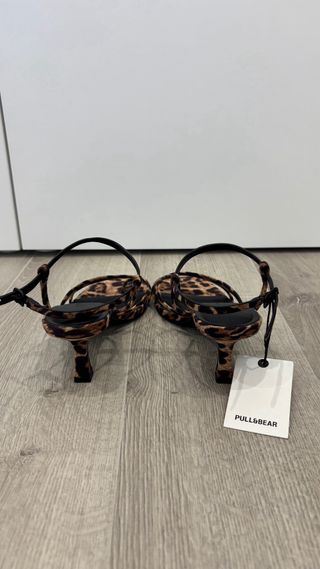 Sandalias leopardo Pull&Bear
