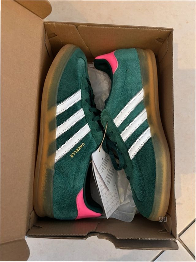 adidas gazelle silver green womens Adidas Gazelle Indoor